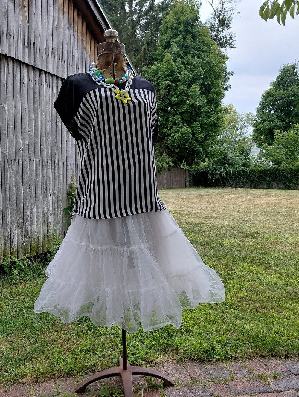 Grace Karin white mesh volumonous ruffle petticoat skirt layer Womens M
